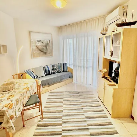 Seaview Fish2 Apartmán *